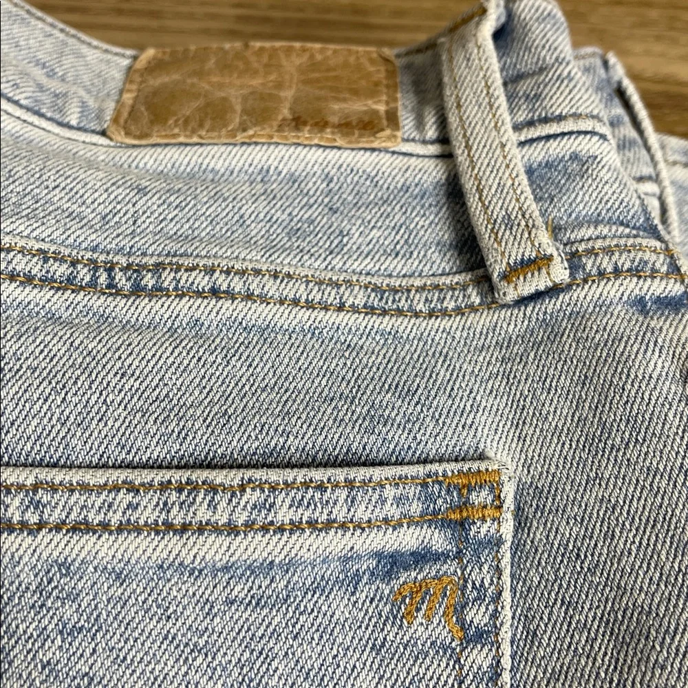 Madewell The Perfect Vintage Straight Jean Size: 32